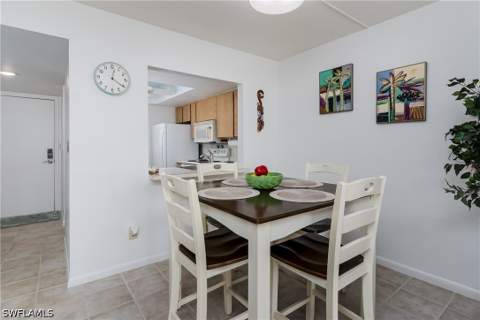1008 Manatee Rd G106, Naples FL - photo 6 of 37