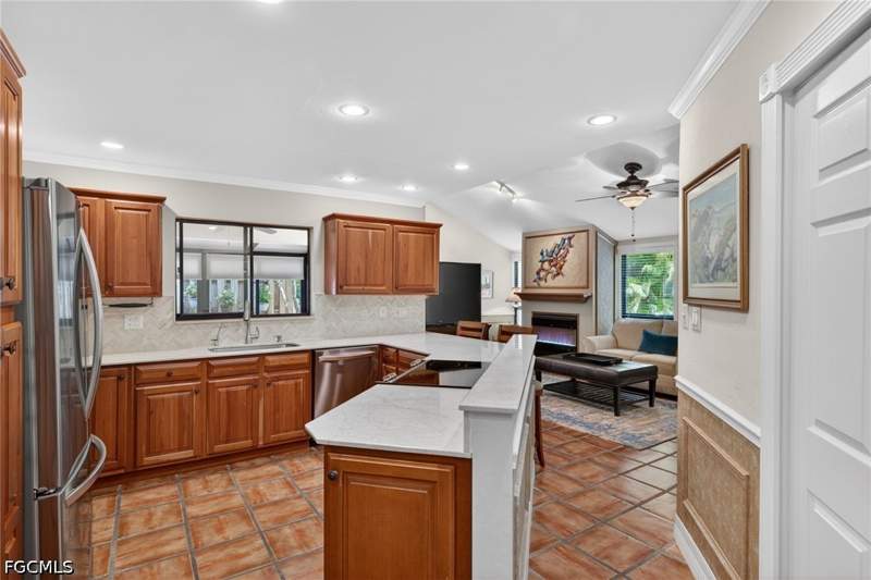 4 bedroom Detached at 4516 Longboat Ln, Longboat Village, Fort Myers — photo 2
