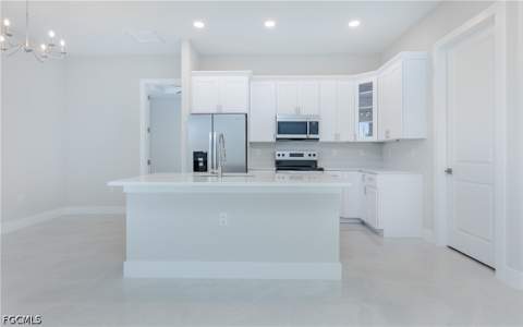 423 Yolanda St, Lehigh Acres FL - photo 10 of 29