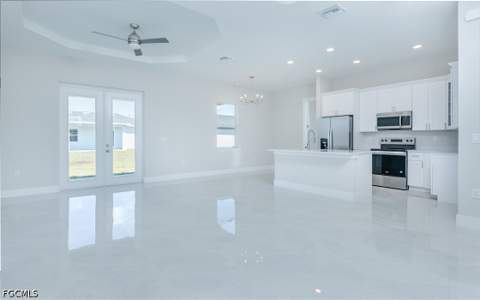 423 Yolanda St, Lehigh Acres FL - photo 13 of 29