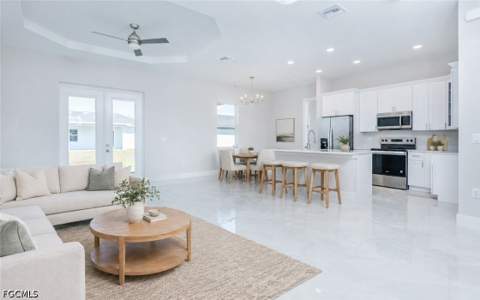 423 Yolanda St, Lehigh Acres FL - photo 14 of 29