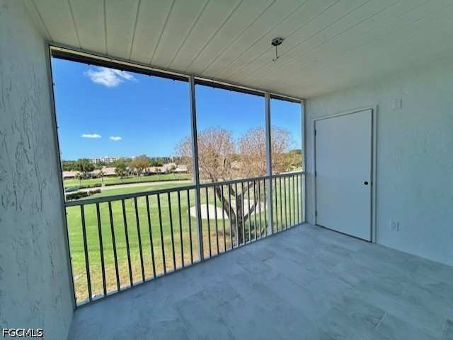 1 bedroom Condominium at 6220 Augusta Dr 414, Seven Lakes, Fort Myers — photo 1