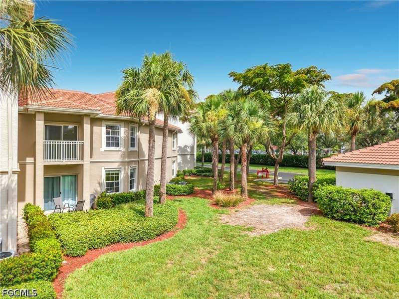 1 bedroom Condominium at 15625 Ocean Walk Cir 206, Gardens At Beachwalk, Fort Myers — photo 1