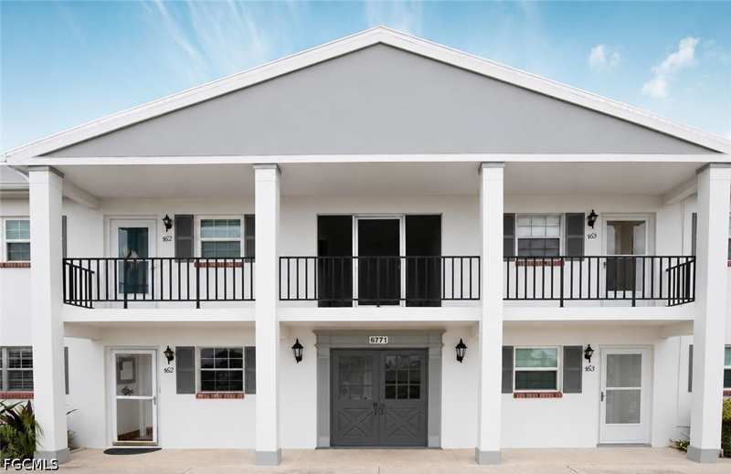 2 bedroom Condominium at 6771 Panther Ln U2, Cypress Lakes Manor South, Fort Myers — photo 1