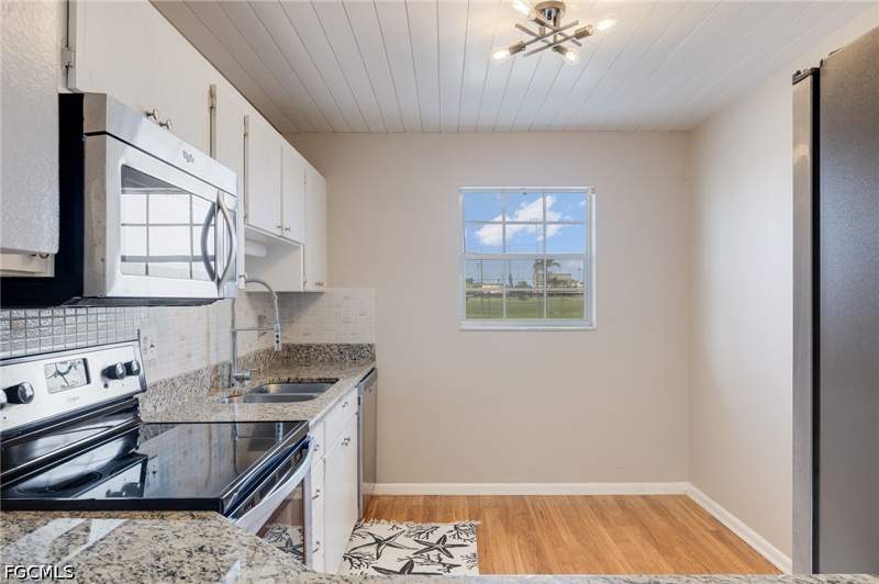 2 bedroom Condominium at 6771 Panther Ln U2, Cypress Lakes Manor South, Fort Myers — photo 3