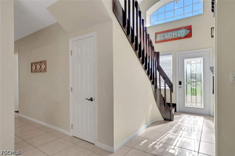 5 bedroom SingleFamilyResidence at 2146 SE 18th Ave, Cape Coral, Cape Coral — photo 3