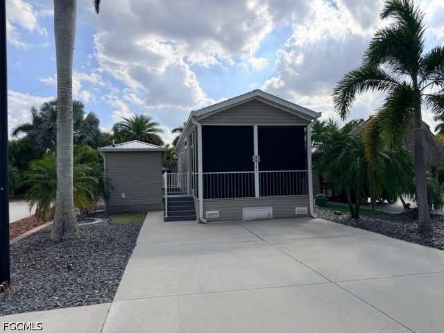 1 bedroom ManufacturedHome at 5471 Cypress Trail Resort Cir, Cypress Trail Rv Resort, Fort Myers — photo 1
