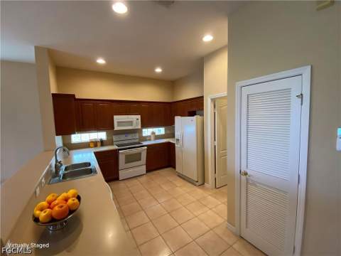 2677 Blue Cypress Lake Ct, Cape Coral FL - photo 6 of 33