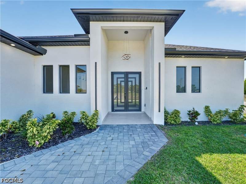 3 bedroom SingleFamilyResidence at 4333 NW 36th Ave, Cape Coral, Cape Coral — photo 5
