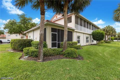 25080 Peacock Ln 102, Naples FL - photo 19 of 35