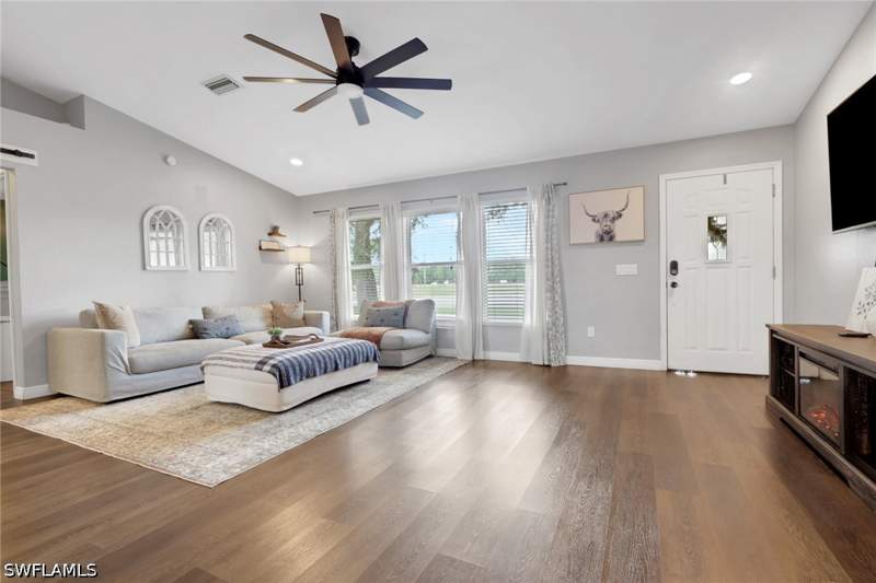 3 bedroom SingleFamilyResidence at 3300 Valencia Dr, Citrus Greens, Naples — photo 3