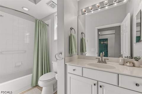 10720 Ravenna Way 201, Fort Myers FL - photo 14 of 33