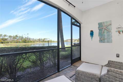 9719 Acqua Ct 214, Naples FL - photo 9 of 50