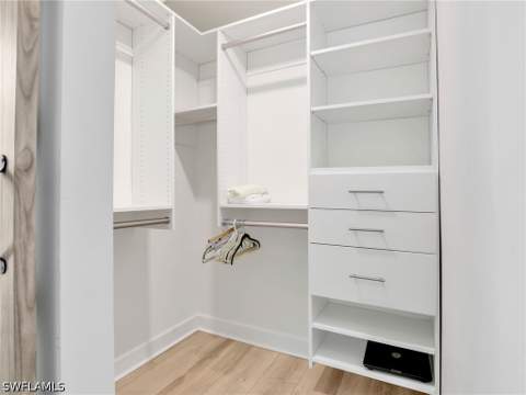 2474 Outrigger Ln, Naples FL - photo 24 of 38