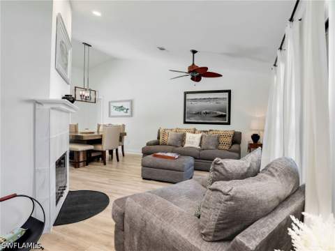 2474 Outrigger Ln, Naples FL - photo 6 of 38