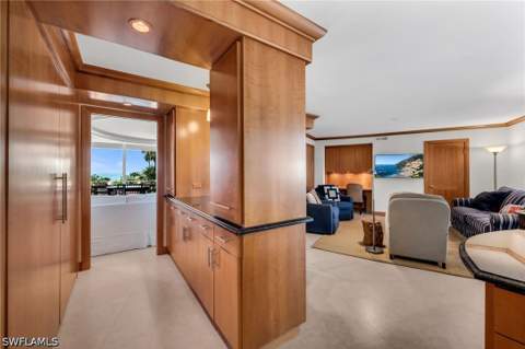 1851 Gulf Shore Blvd N 103, Naples FL - photo 12 of 29