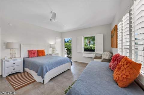 1851 Gulf Shore Blvd N 103, Naples FL - photo 24 of 29