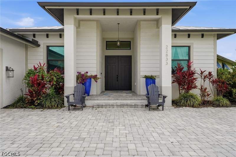 4 bedroom SingleFamilyResidence at 22833 Yellow Button Ln, Caloosa Preserve, Alva — photo 4