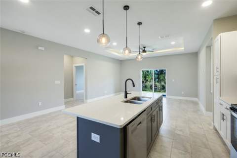 421 NE 19th Ter, Cape Coral FL - photo 11 of 30