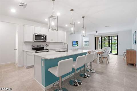 1516 Fells Cove Ln, Cape Coral FL - photo 10 of 43