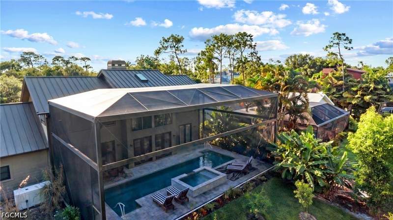3 bedroom SingleFamilyResidence at 5700 Waxmyrtle Way, Tall Pines, Naples — photo 2
