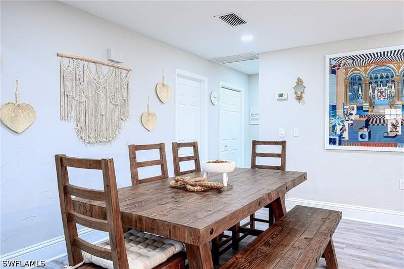 3 bedroom SingleFamilyResidence at 810 103rd Ave N, Naples Park, Naples — photo 5