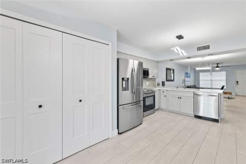 4975 Sandra Bay Dr 103, Naples FL - photo 7 of 23