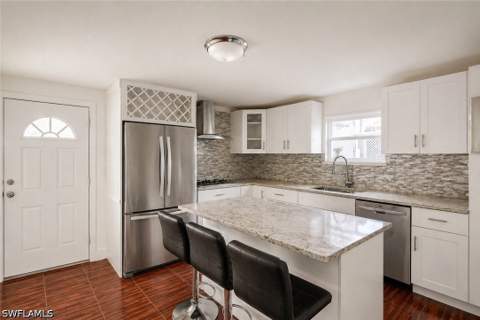 1221 19th St SW, Naples FL - photo 18 of 26
