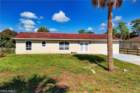 1221 19th St SW, Naples FL - photo 22 of 26