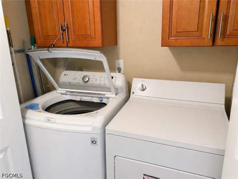 11610 Caravel Cir 105, Fort Myers FL - photo 9 of 20