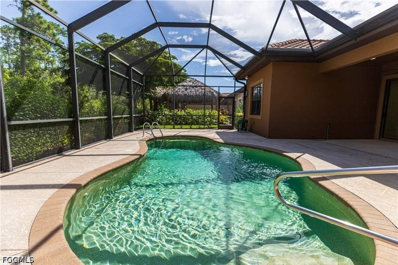 3 bedroom Attached at 11108 Esteban Dr, Paseo, Fort Myers — photo 2