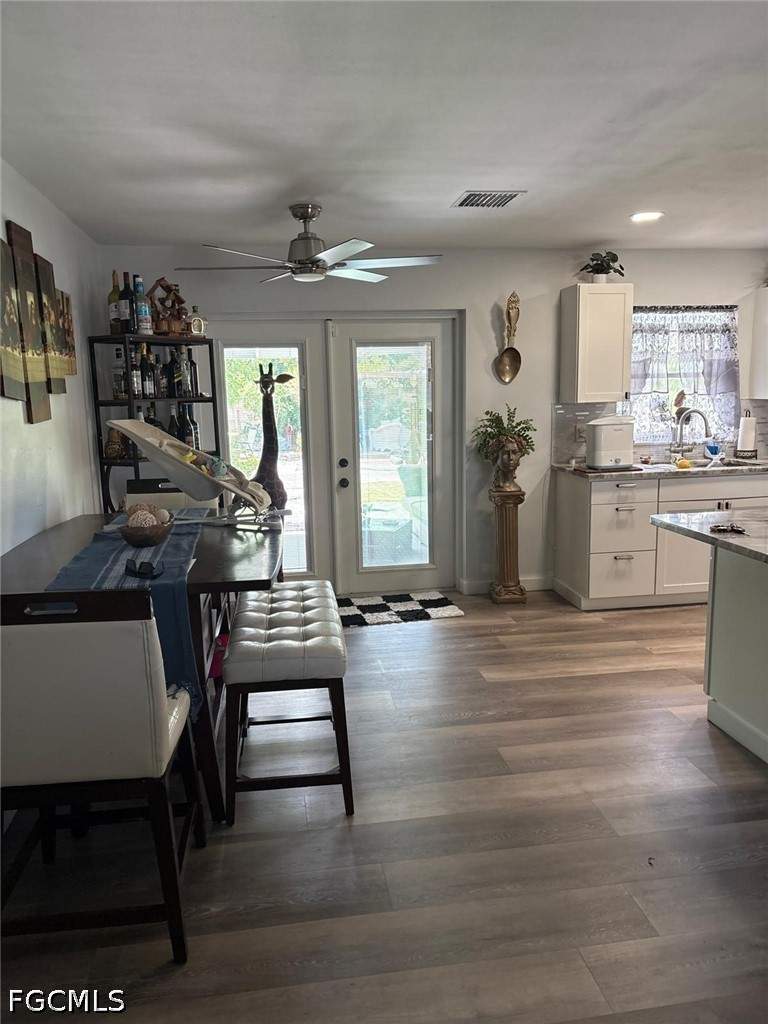 3 bedroom SingleFamilyResidence at 2702 SE 17th Pl, Cape Coral, Cape Coral — photo 4