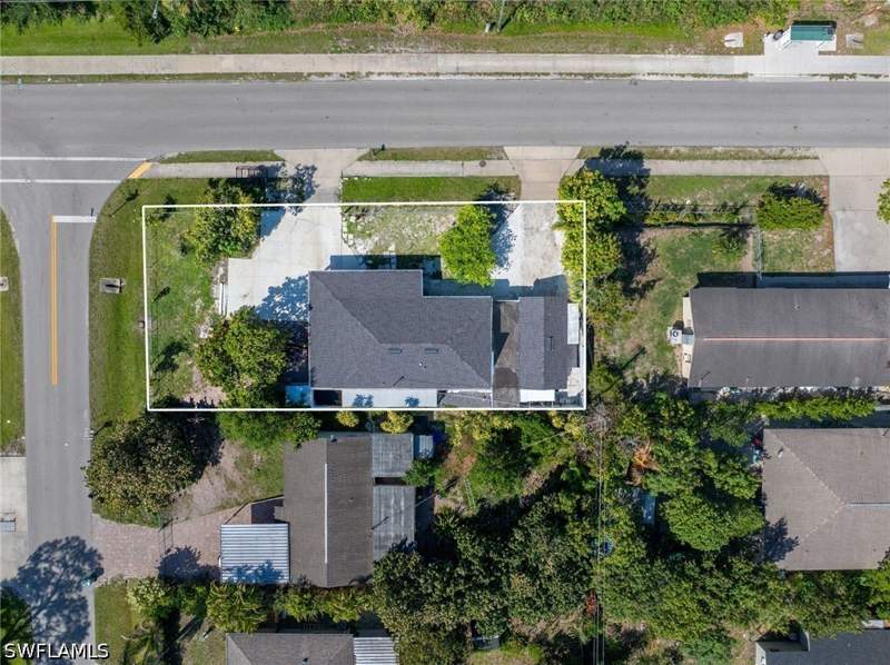 3 bedroom SingleFamilyResidence at 5278 Floridan AVE, NAPLES MANOR, Naples — photo 3