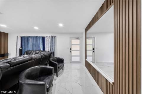 5278 Floridan AVE, Naples FL - photo 9 of 36