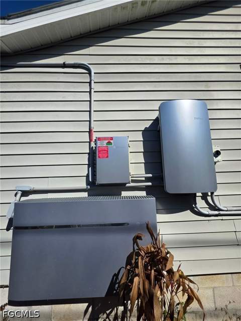 2820 38th St SW, Lehigh Acres FL - photo 10 of 11