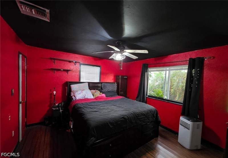 5 bedroom SingleFamilyResidence at 2820 38th St SW, Lehigh Acres, Lehigh Acres — photo 4