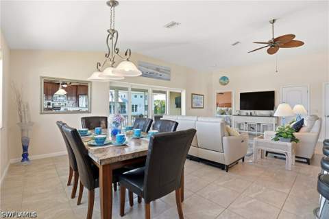 222 Flamingo St, Fort Myers Beach FL - photo 10 of 50
