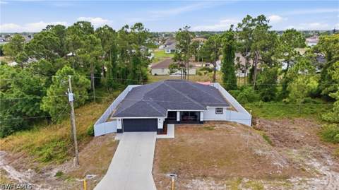 2907 18th St SW, Lehigh Acres FL - photo 6 of 47