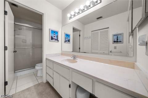 15448 Admiralty Cir 8, North Fort Myers FL - photo 12 of 25