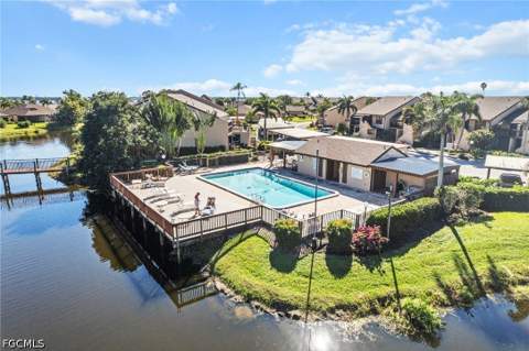 15448 Admiralty Cir 8, North Fort Myers FL - photo 23 of 25