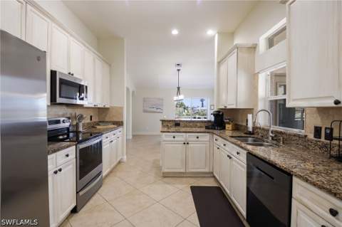 2534 NE 20th Ct, Cape Coral FL - photo 13 of 45