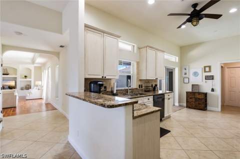 2534 NE 20th Ct, Cape Coral FL - photo 17 of 45