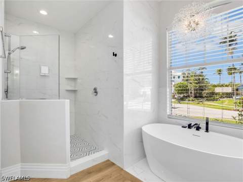 419 Spinnaker Dr, Marco Island FL - photo 12 of 39