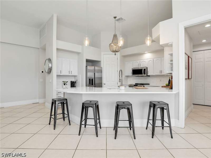 4 bedroom SingleFamilyResidence at 419 Spinnaker Dr, Marco Island, Marco Island — photo 5