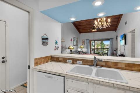2980 Kings Lake Blvd 2980, Naples FL - photo 9 of 35