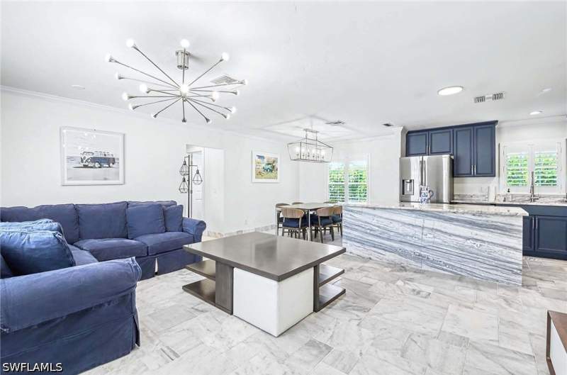 4 bedroom SingleFamilyResidence at 112 Capri Blvd, Isles Of Capri, Naples — photo 5