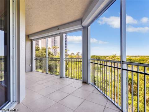 1001 Arbor Lake Dr 202, Naples FL - photo 15 of 49