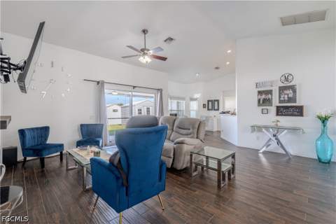 16 NW 18th AVE, Cape Coral FL - photo 14 of 48