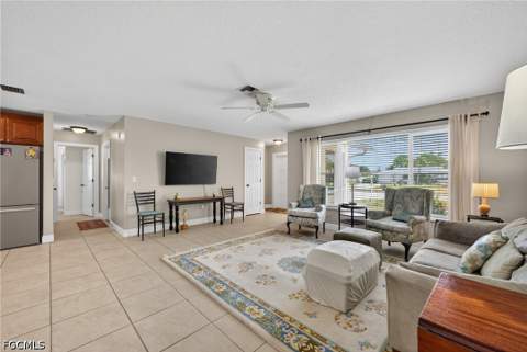1314 Shelby Pkwy, Cape Coral FL - photo 8 of 31