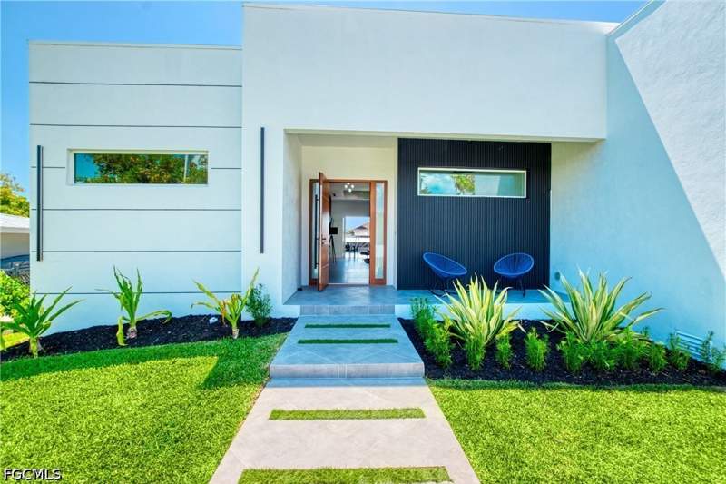3 bedroom SingleFamilyResidence at 5326 Bayshore Ave, Cape Coral, Cape Coral — photo 4